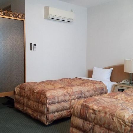 סאסבו Leo Plaza Hotel מראה חיצוני תמונה