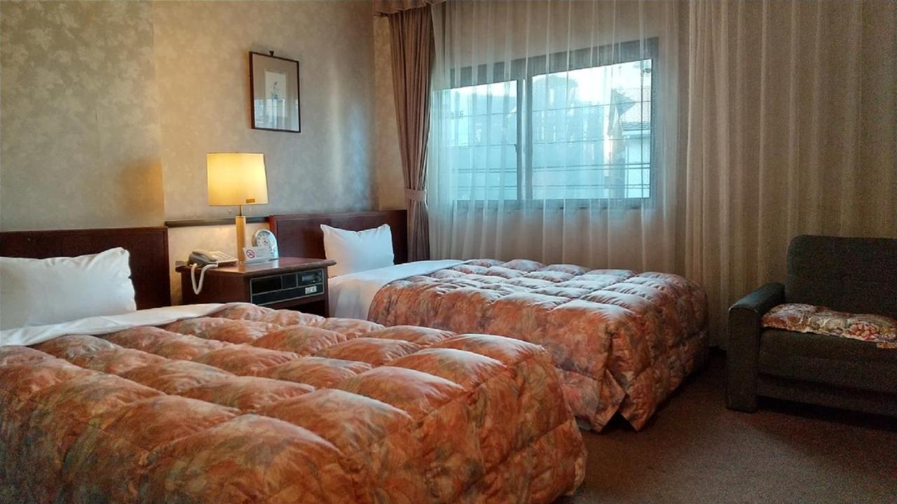 סאסבו Leo Plaza Hotel מראה חיצוני תמונה