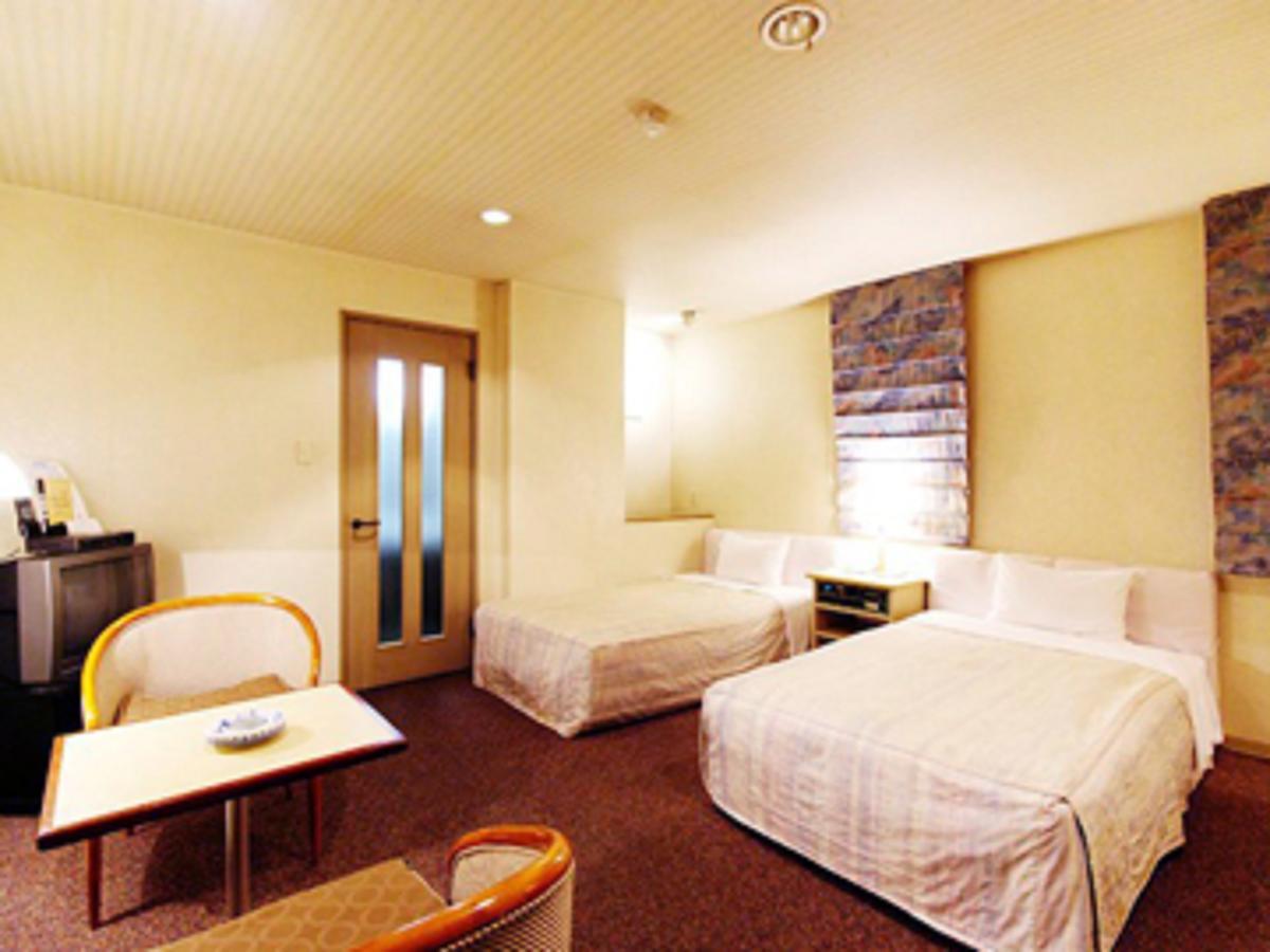 סאסבו Leo Plaza Hotel מראה חיצוני תמונה