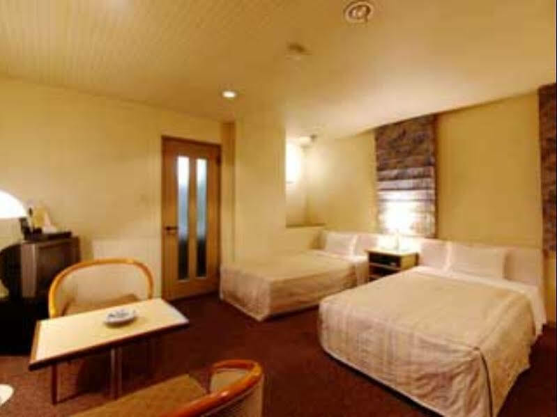 סאסבו Leo Plaza Hotel מראה חיצוני תמונה