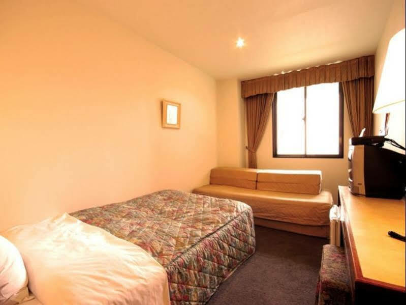 סאסבו Leo Plaza Hotel מראה חיצוני תמונה
